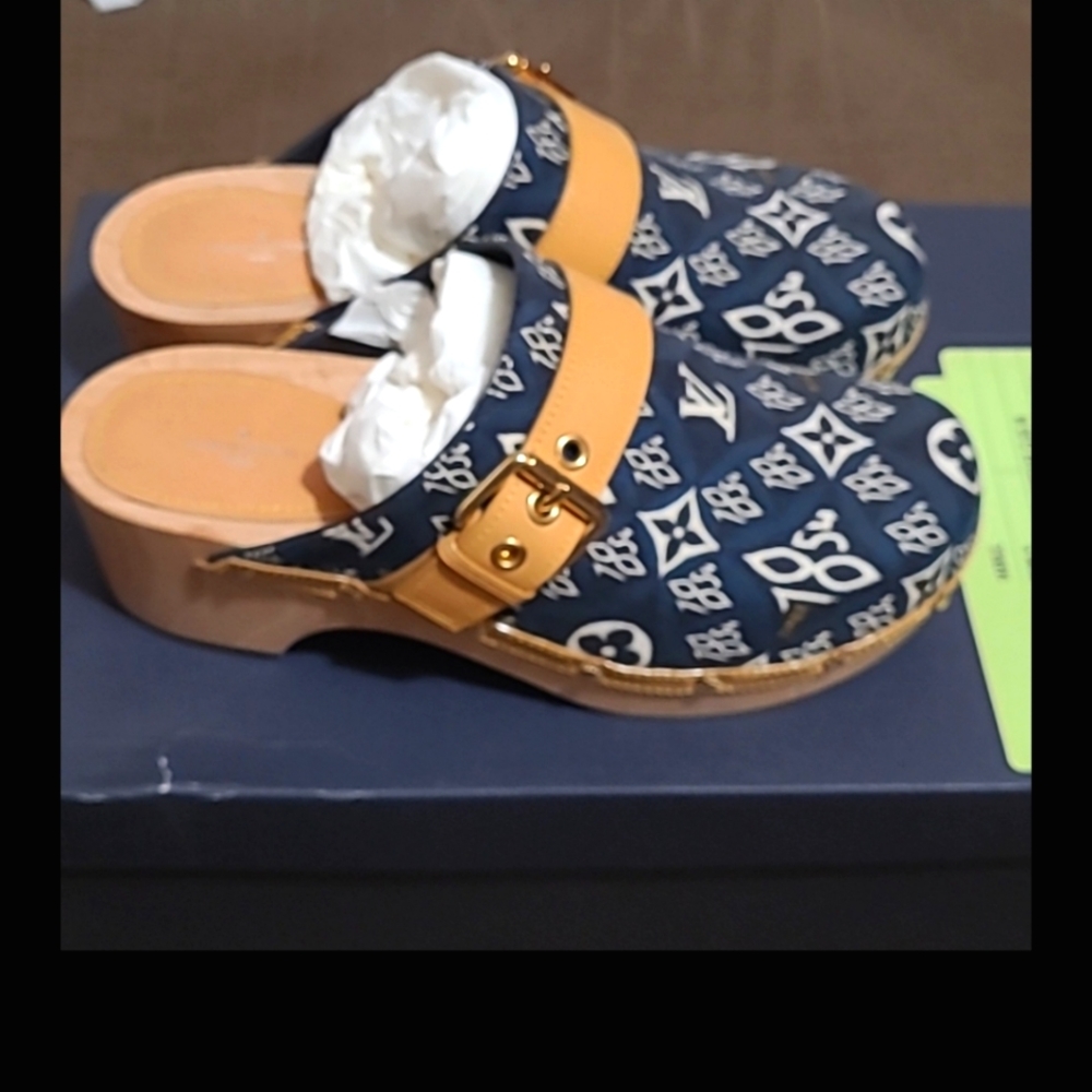 Louis Vuitton Cottage Clog Mule   (Like New, Only worn once.)